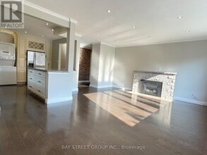80 Hostein Dr in Hamilton, ON - Building Photo - Building Photo