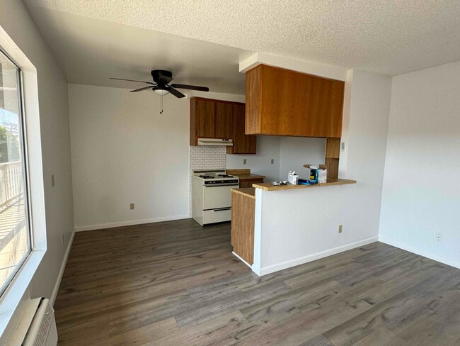 18356 Napa St in Los Angeles, CA - Building Photo - Building Photo