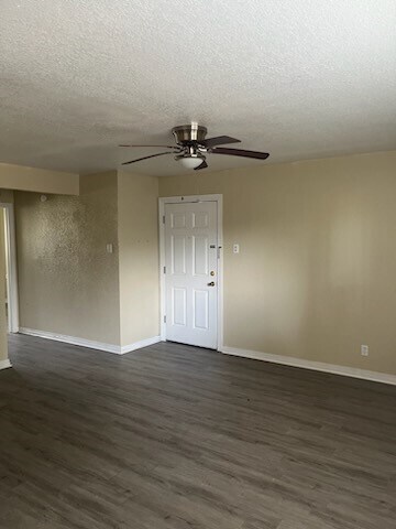 308 Trinlady Pk Rd in Trinity, TX - Building Photo