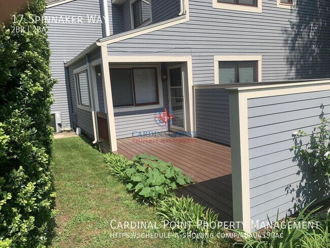 17 Spinnaker Way in Portsmouth, NH - Building Photo - Building Photo