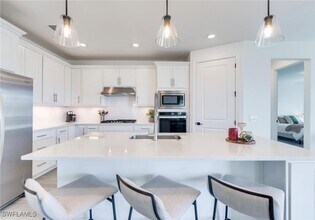 20419 Pebble Gln Dr in Estero, FL - Building Photo - Building Photo