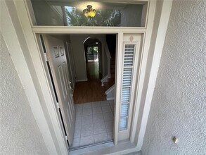 676 Vallance Way NE in St. Petersburg, FL - Building Photo - Building Photo