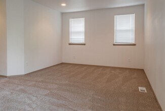 11730 51st Ave NE-Unit -A in Marysville, WA - Building Photo - Building Photo