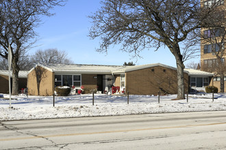 1730 Broadway Ave in Lorain, OH - Building Photo - Building Photo