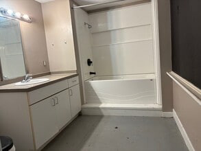 125 Oak Street apartments in Hot Springs, AR - Building Photo - Building Photo