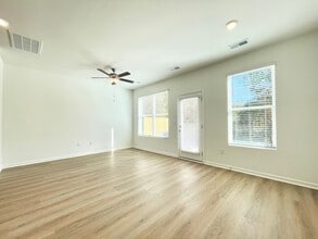 104 Fernbank Dr in Garner, NC - Building Photo - Building Photo