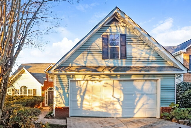 property at 1820 Towne Park Dr