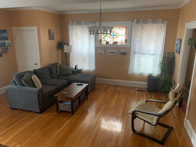property at 37 Mount Vernon St