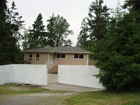 38245 49th Ave S in Auburn, WA - Building Photo
