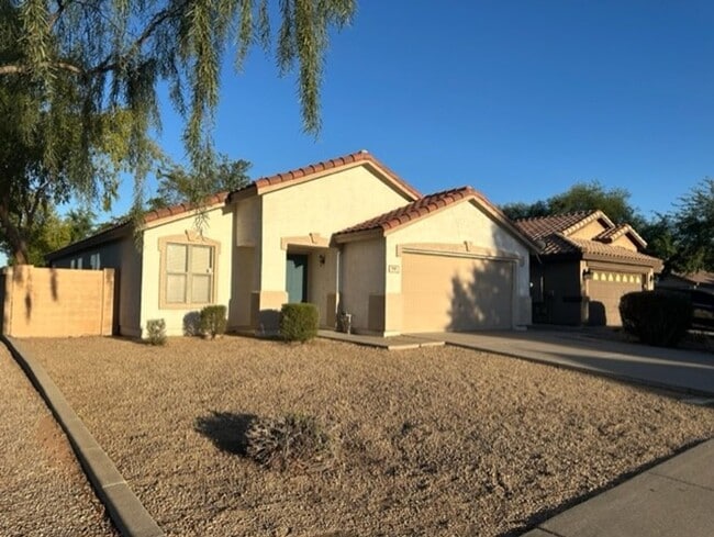 749 S Colonial St in Gilbert, AZ - Building Photo - Building Photo