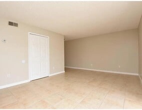 127 Lori Anne Ln, Unit 127 in Winter Springs, FL - Foto de edificio - Building Photo