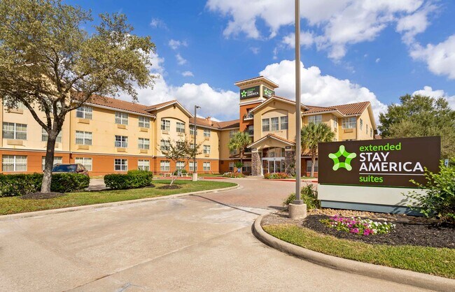 Furnished Studio-Houston - Med. Ctr. - Bra in Houston, TX - Building Photo - Building Photo