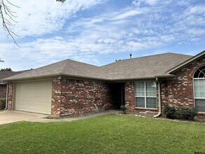 11250 Derby Dr in Flint, TX - Building Photo - Building Photo