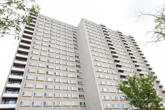 University Tower Apartments in Edmonton, AB - Building Photo - Building Photo