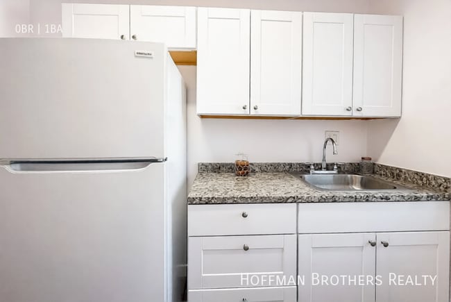 15546 Vanowen St, Unit 9