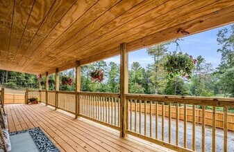 4865 US-64 in Union Mills, NC - Foto de edificio - Building Photo