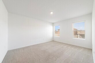 121 Sunny Day Wy in Davenport, FL - Building Photo - Building Photo