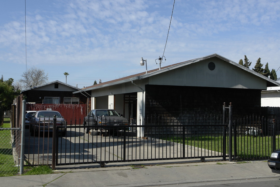 27741-27743 Manon Ave in Hayward, CA - Building Photo