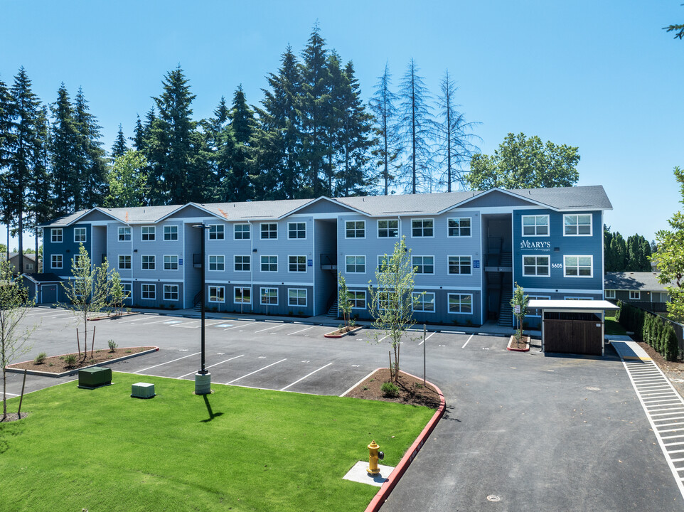 Mary's Court in Vancouver, WA - Building Photo