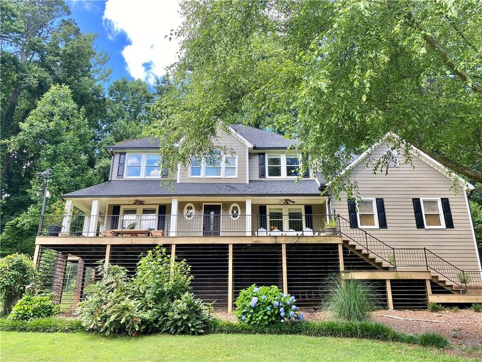 815 E Hembree Crossing in Roswell, GA - Building Photo