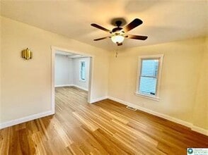 1006 Center St in Easton, PA - Foto de edificio - Building Photo