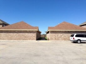 17 Sal St in Edinburg, TX - Building Photo