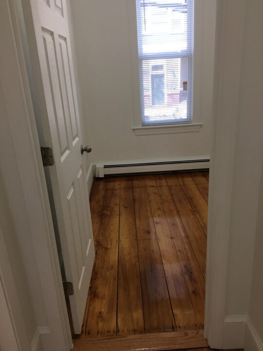 259 Windsor St, Unit 1R in Cambridge, MA - Building Photo