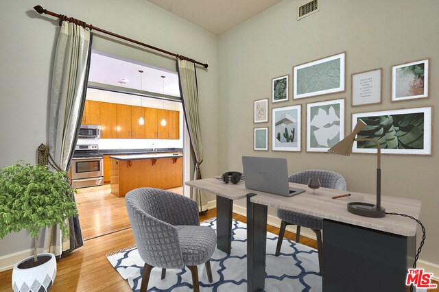 3223 W 6th St-Unit -209 in Los Angeles, CA - Building Photo