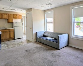 437 Bay St in Taunton, MA - Building Photo - Building Photo