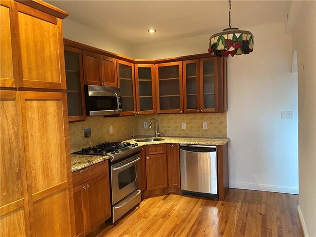 4210 Surf Ave in Brooklyn, NY - Building Photo - Building Photo