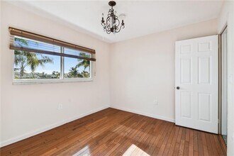 541 NW 205th Ave in Pembroke Pines, FL - Building Photo - Building Photo