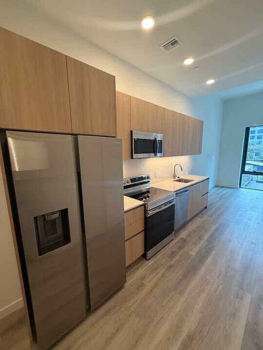 145 NW 31st St, Unit A1 in Miami, FL - Foto de edificio