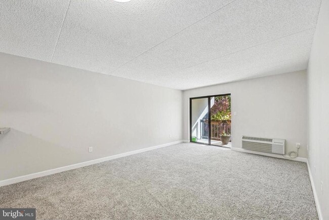 800 Avondale Rd in Wallingford, PA - Building Photo - Building Photo