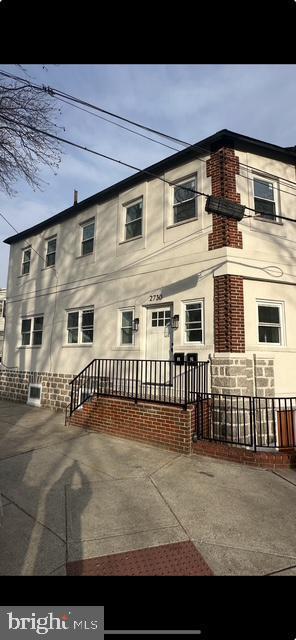 property at 2730 S Mole St