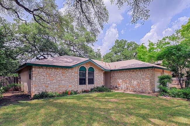 property at 3510 Oak Creek Dr