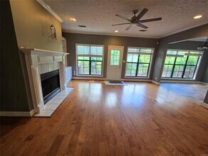 1682 Rambling Brook Ln in Prattville, AL - Foto de edificio - Building Photo