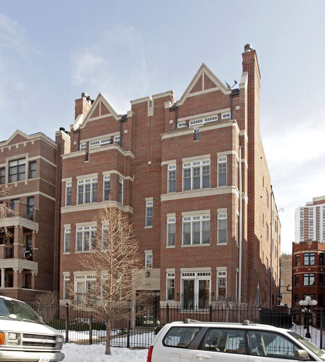 6117 N Winthrop Ave in Chicago, IL - Building Photo