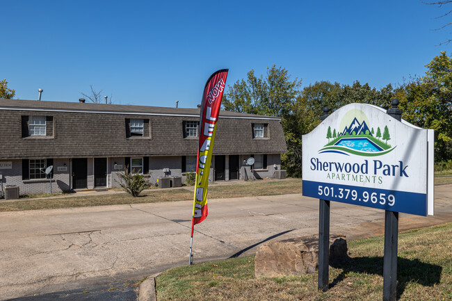 Sherwood Park (new) in North Little Rock, AR - Foto de edificio - Building Photo