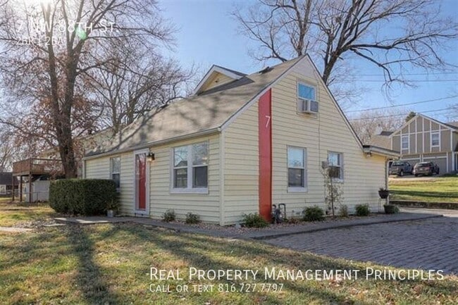 7 NW 88th St