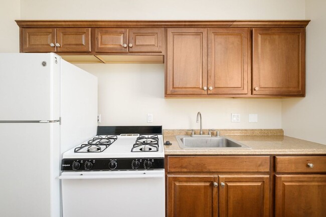 1124 Felspar St in San Diego, CA - Building Photo - Building Photo