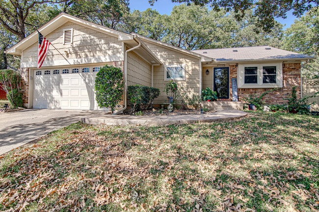 property at 6112 Farmingdale Dr