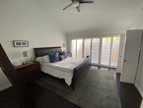 10 Encore Ct in Newport Beach, CA - Building Photo - Building Photo
