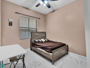4914 NW 48th Ln in Lauderhill, FL - Building Photo - Building Photo