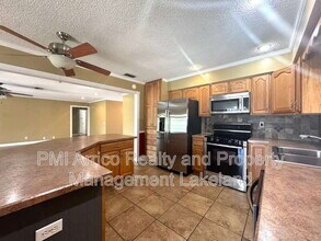 1653 Lagoon Pl in Lakeland, FL - Building Photo - Building Photo