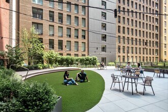 Ruby Apartments in New York, NY - Building Photo - Building Photo