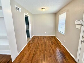 5572 Lochinvar Dr in Memphis, TN - Building Photo - Building Photo