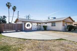 3823 N 48th Dr in Phoenix, AZ - Building Photo