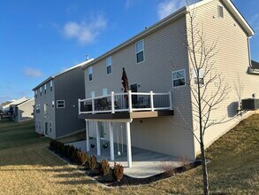 169 Hidden Bluffs Dr in Lake St. Louis, MO - Foto de edificio - Building Photo