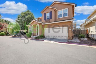 973 Courtyards Loop in Lincoln, CA - Foto de edificio - Building Photo