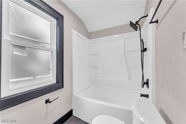 property at 3186 E 137th St